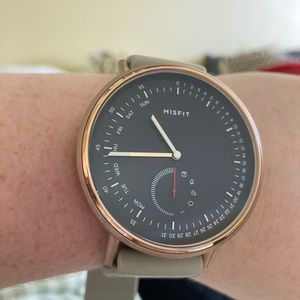 Misfit command fitness tracker